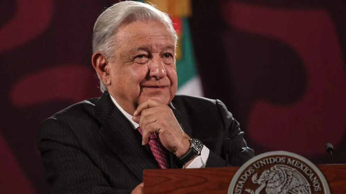 AMLO  (1)
